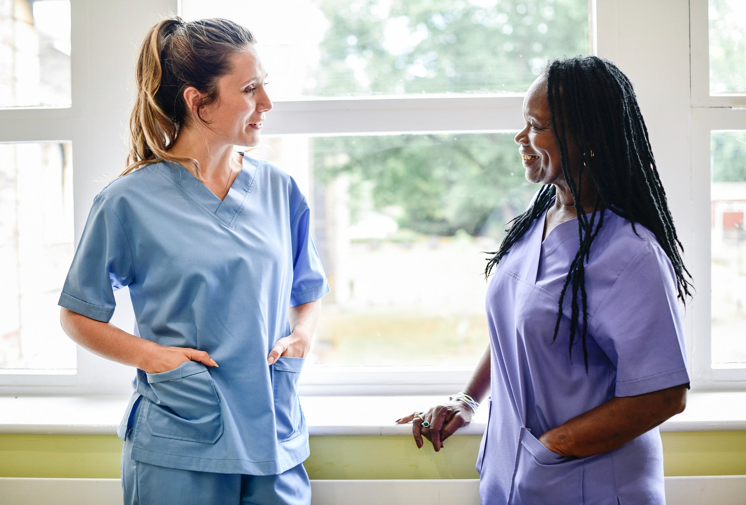 Nurses Say These On-Sale Arch Support Bands Soothe Foot Pain